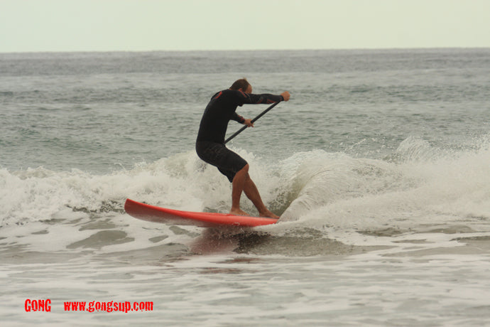 SESSION : full speed on the new GONG Crusader 11'9 L !!!