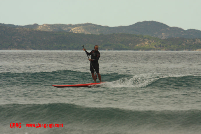 GEAR : surf the swell with the new Crusader L 11'9 GONG !!!