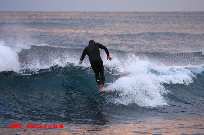 PHOTO : GONG is a surf brand !!!