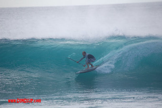 PHOTOS : vague de dingue !!!