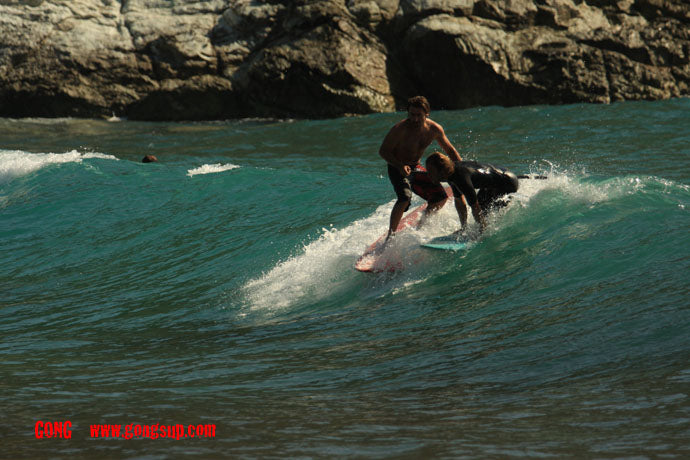 QUESTION : SUP or Surf ?