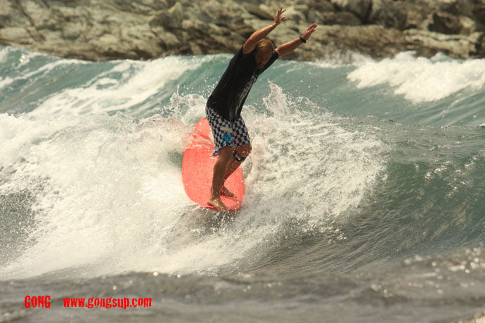 SESSION : windy longboard ride on a GONG LBG !!!