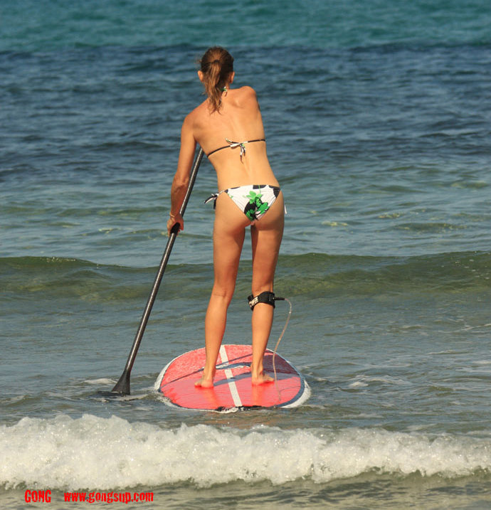 SESSION : Girl on the Spirit on mini waves !!!