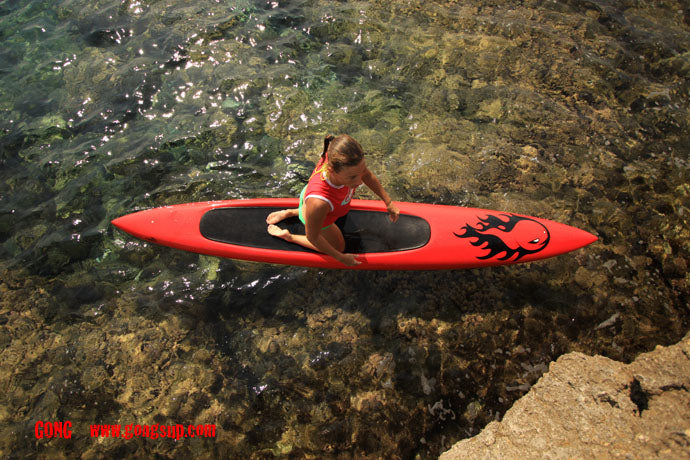 PHOTO : Delphine on her Highway 12' GONG at 399 ?,? on line !!!