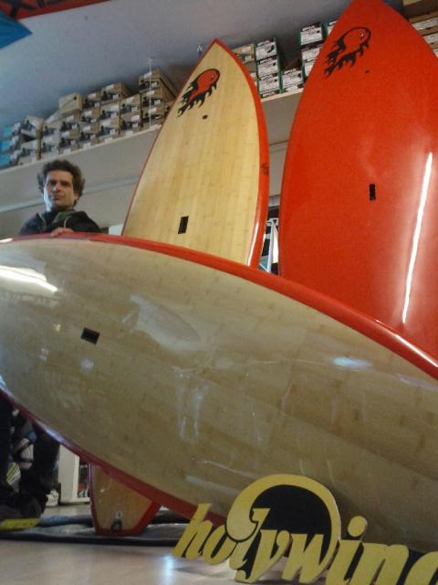 SHOP : des planches dispos chez Holywind !!!