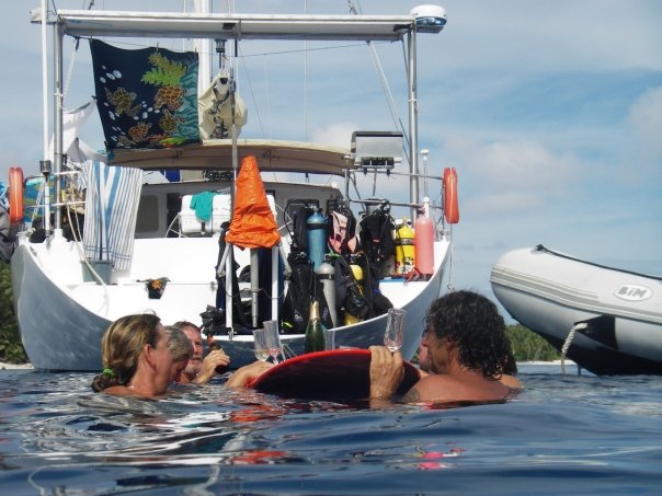 PHOTO : elle préfère l'amour en mer...