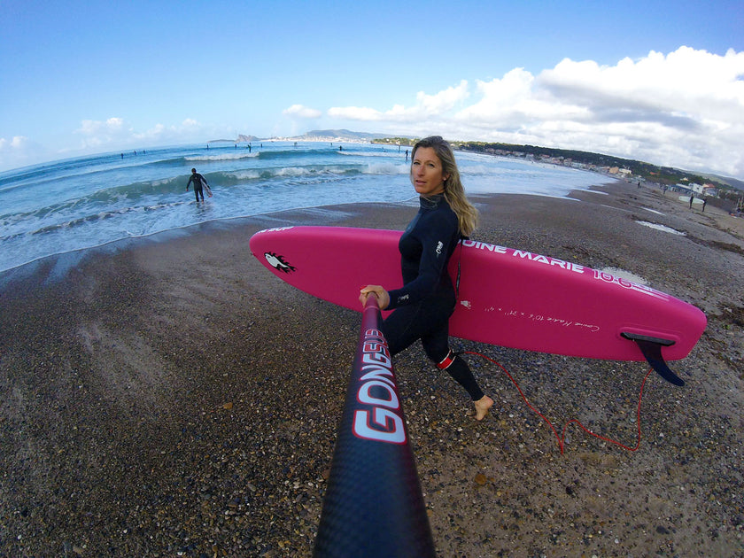 Couine Marie surfing