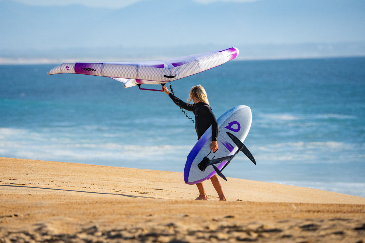 GONG | Wing Foil Board Cruzader Point Hollow Carbon