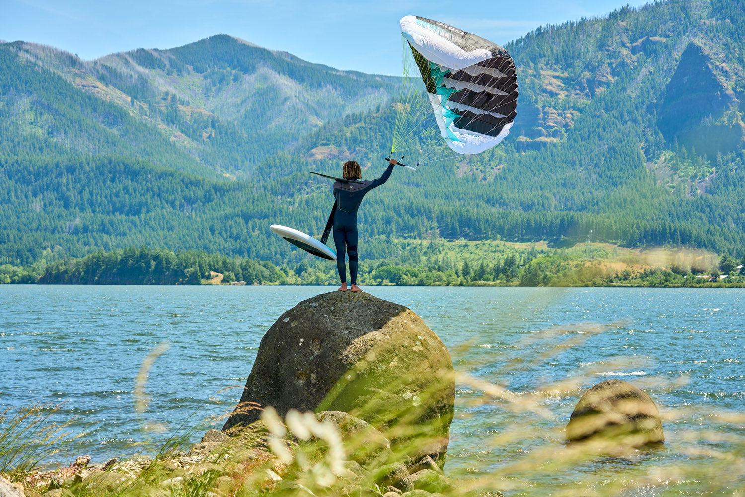 GONG | Lowkite Carbon Light Bar