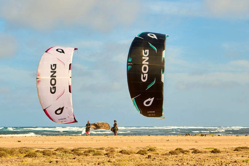 SESSION : SURF SESH AVEC UN KITE MONO-LATTE ?