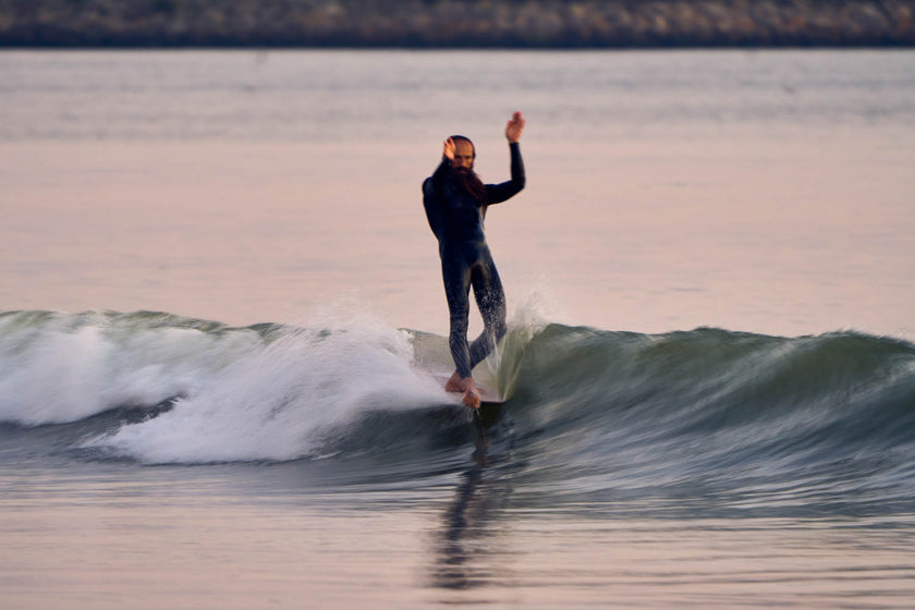 SESSION : SUNSET SESH AVEC UN SHAPE QUI ASSURE LE FLOW !