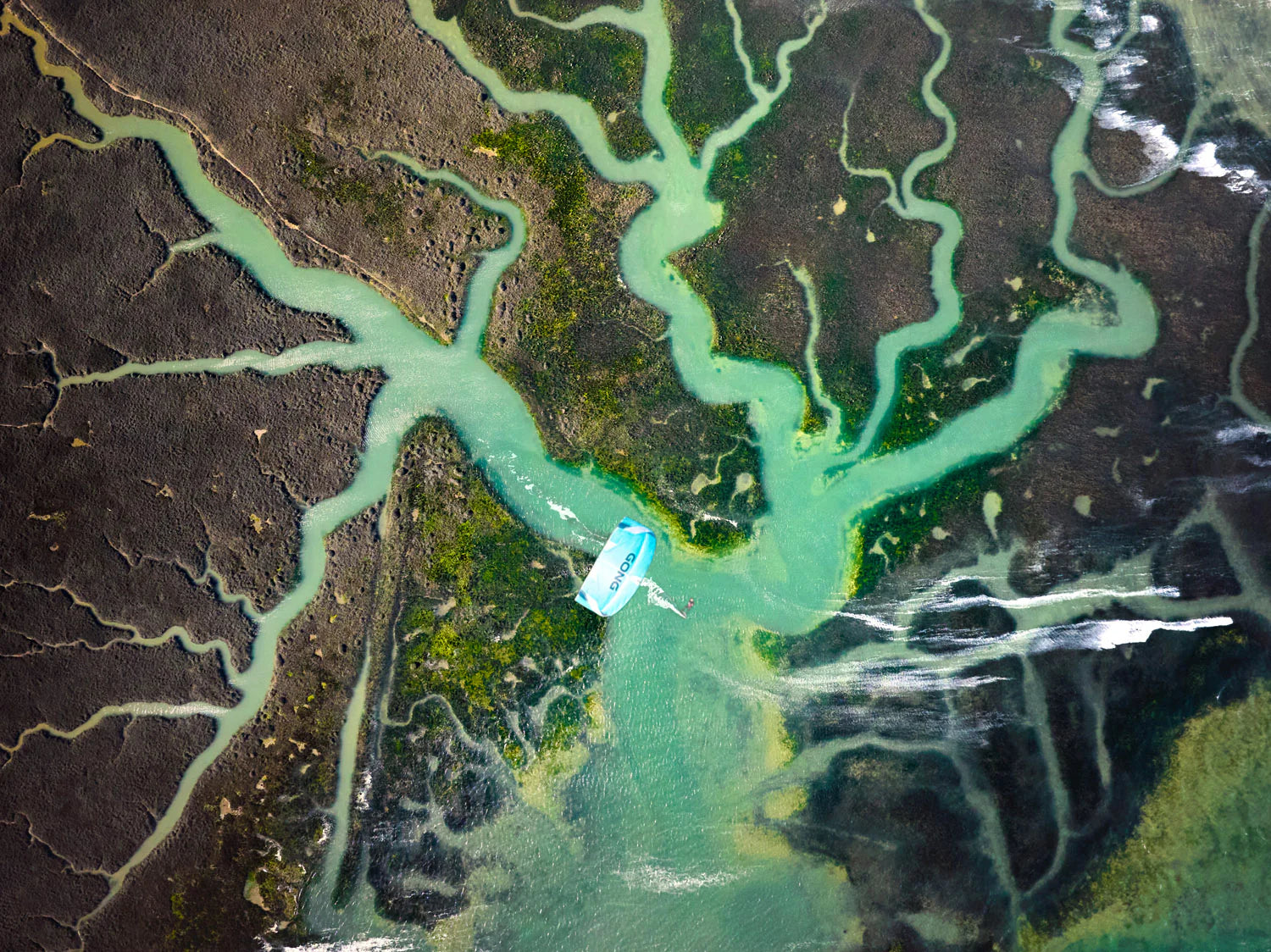 INSIGHTS : 5 RAISONS DE SE METTRE AU KITESURF
