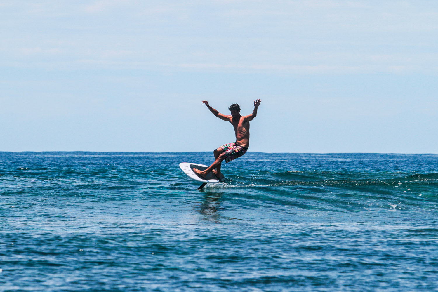 HOW TO: THE KEYS TO GETTING STARTED IN SURF FOILING!