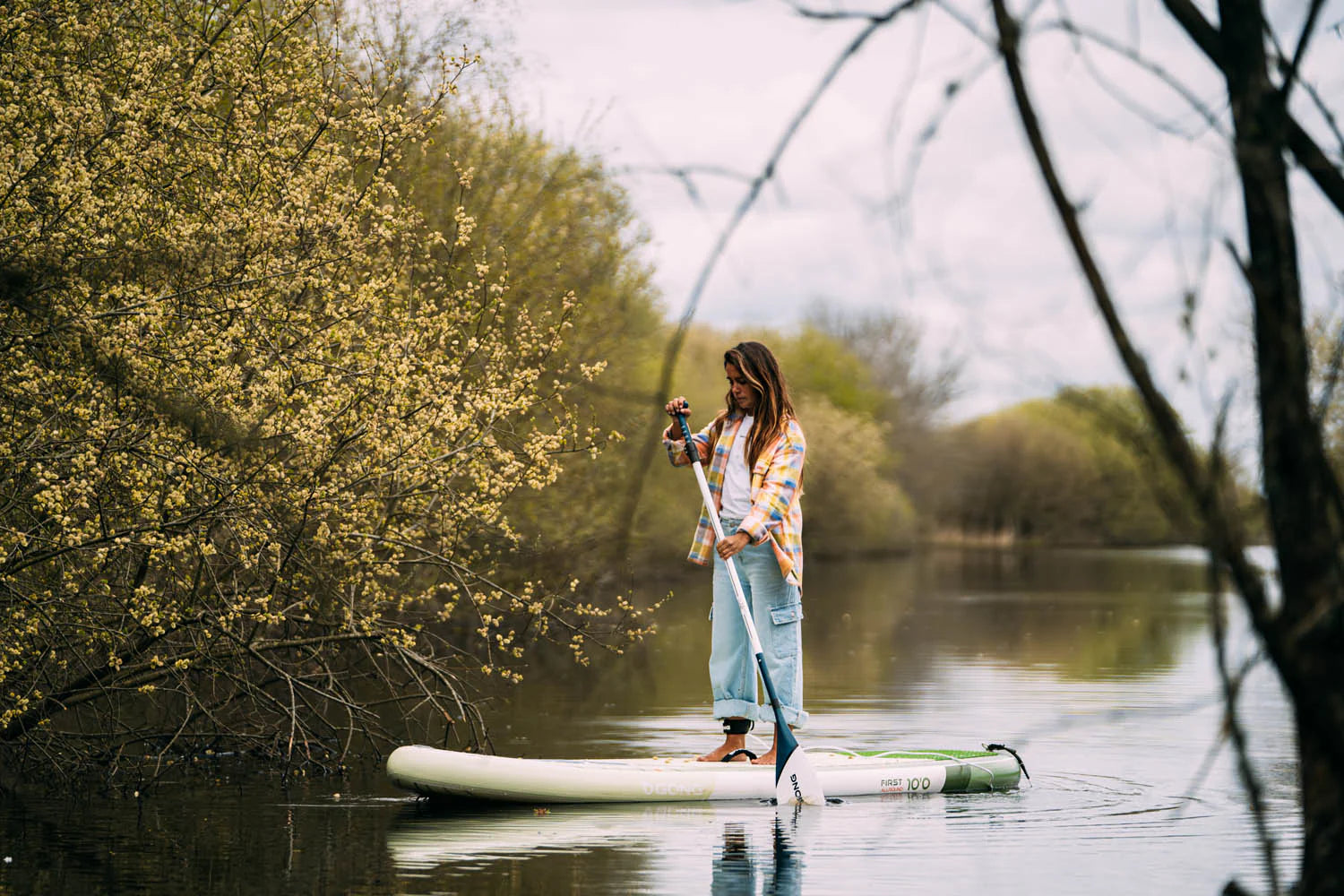GEAR: BE ON THE WATER ALL YEAR ROUND WITH STAND-UP PADDLEBOARDING 