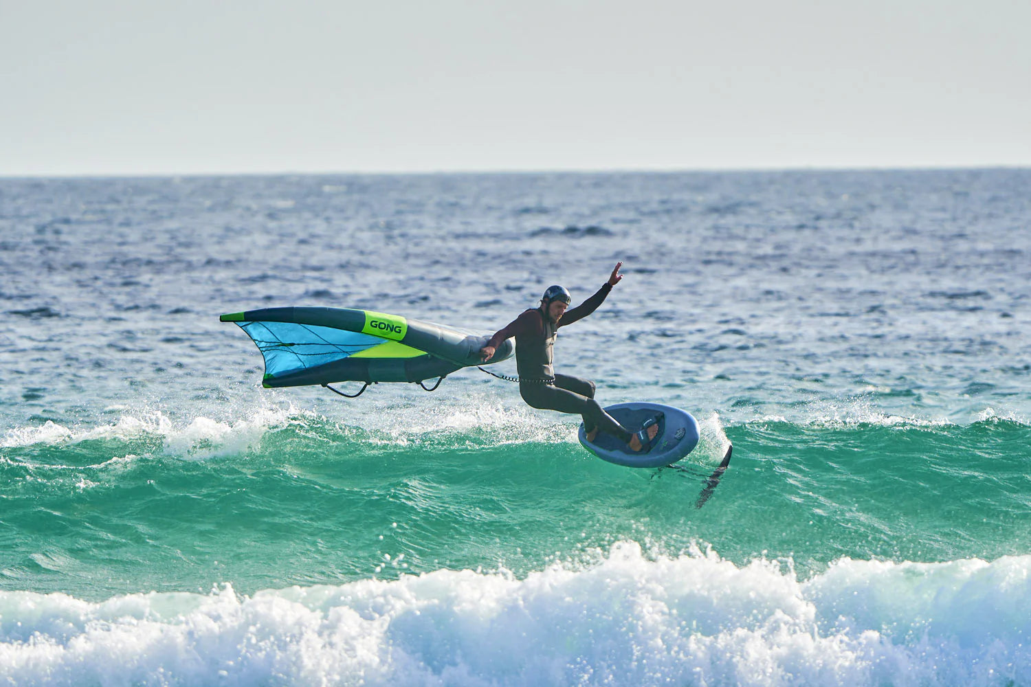 GEAR : LA WING BOARD GONFLABLE DÉDIÉE AU WAVE RIDING