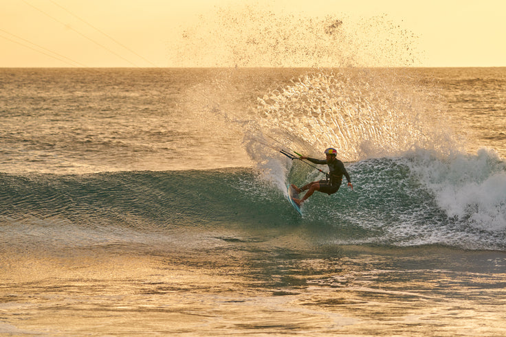 SESSION : SUNSET WAVE RIDING SESH !