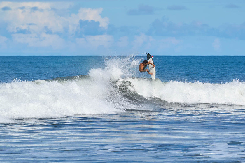 SESSION: SURFING IN FAST MOTION WITH THE EVOLT