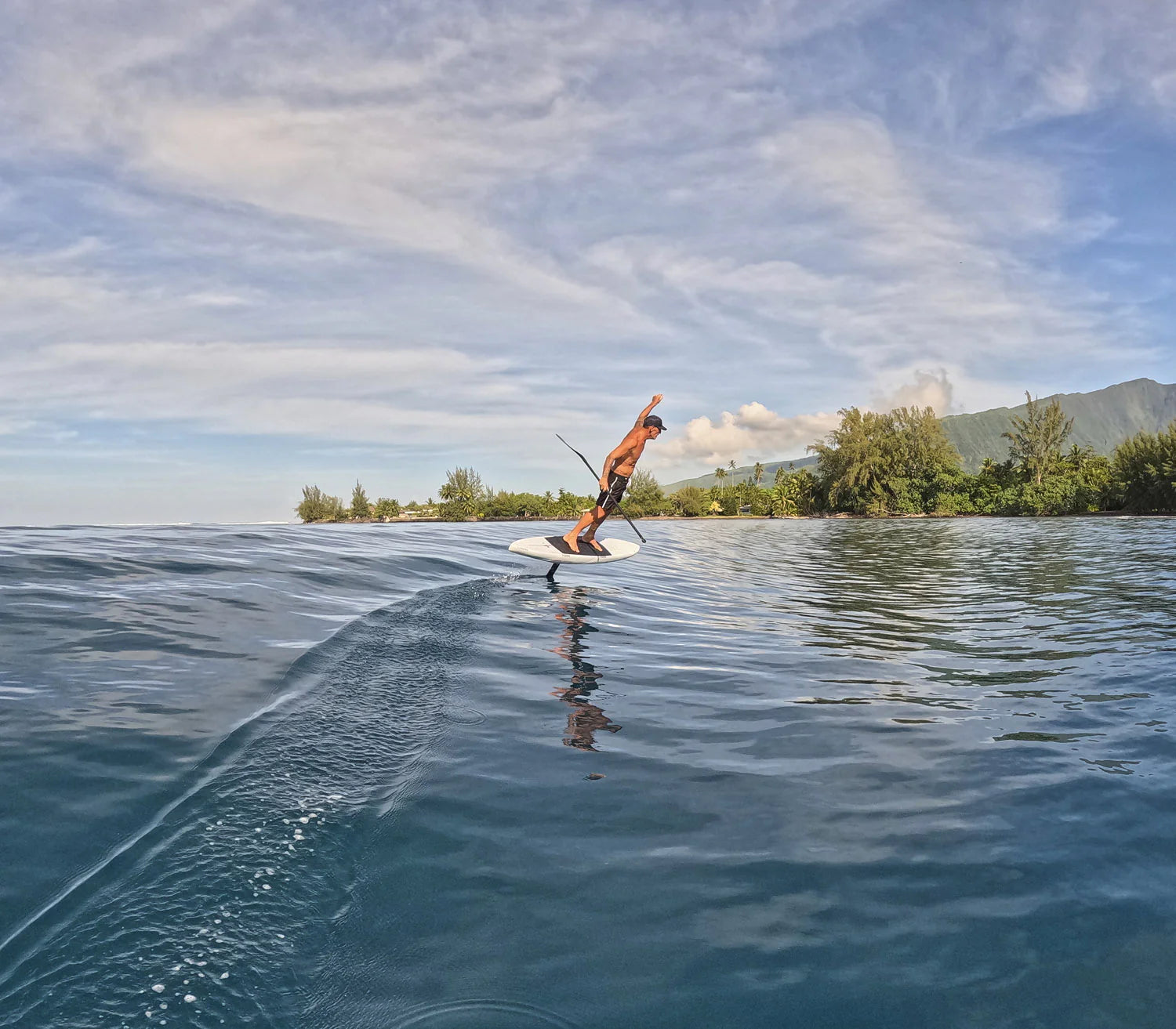 DON’T MISS OUT: FREE BOARD BAG WITH THE PURCHASE OF AN INTRUDER!