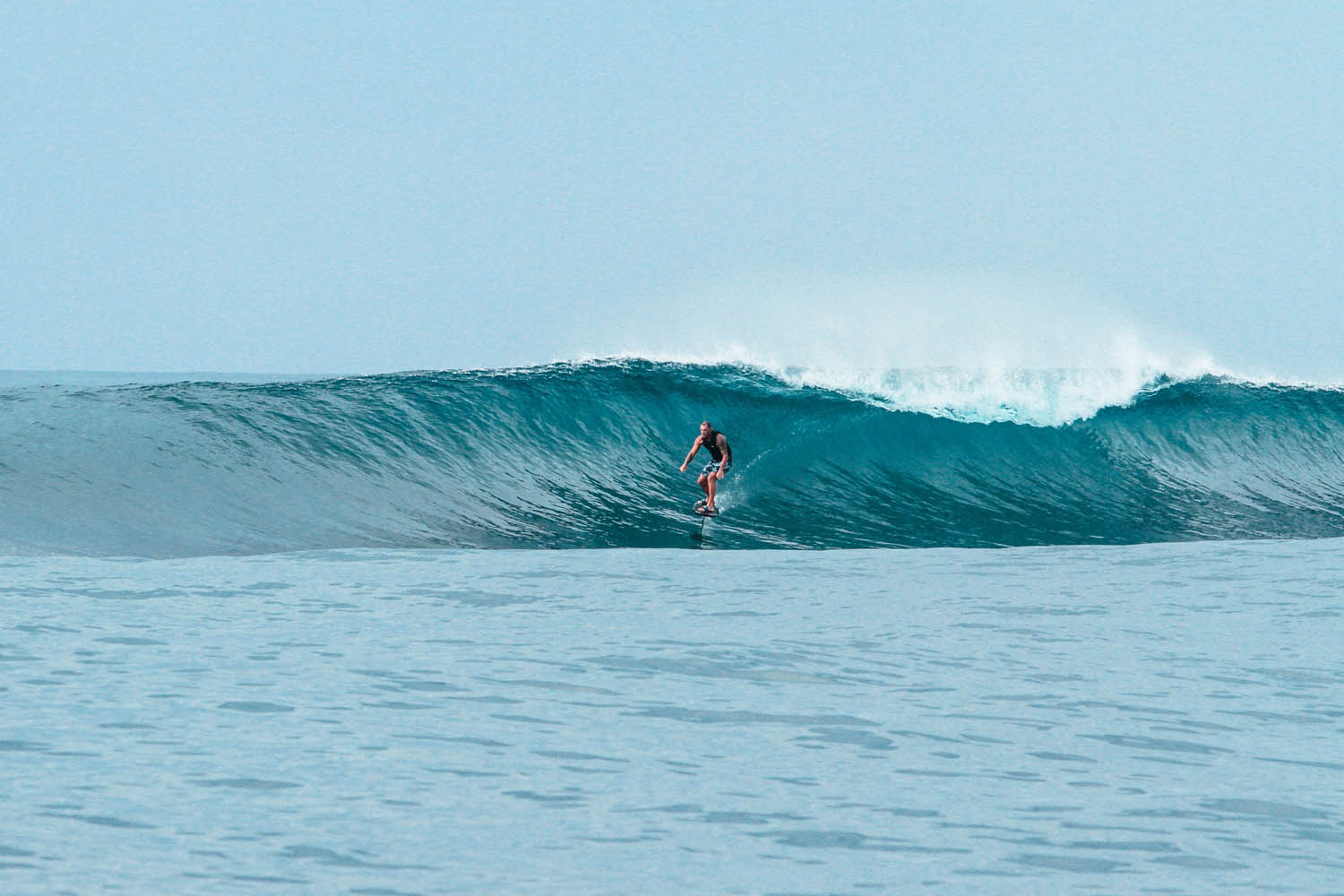 SESSION: HIGH SPEEDS AND TOW-IN CARVES
