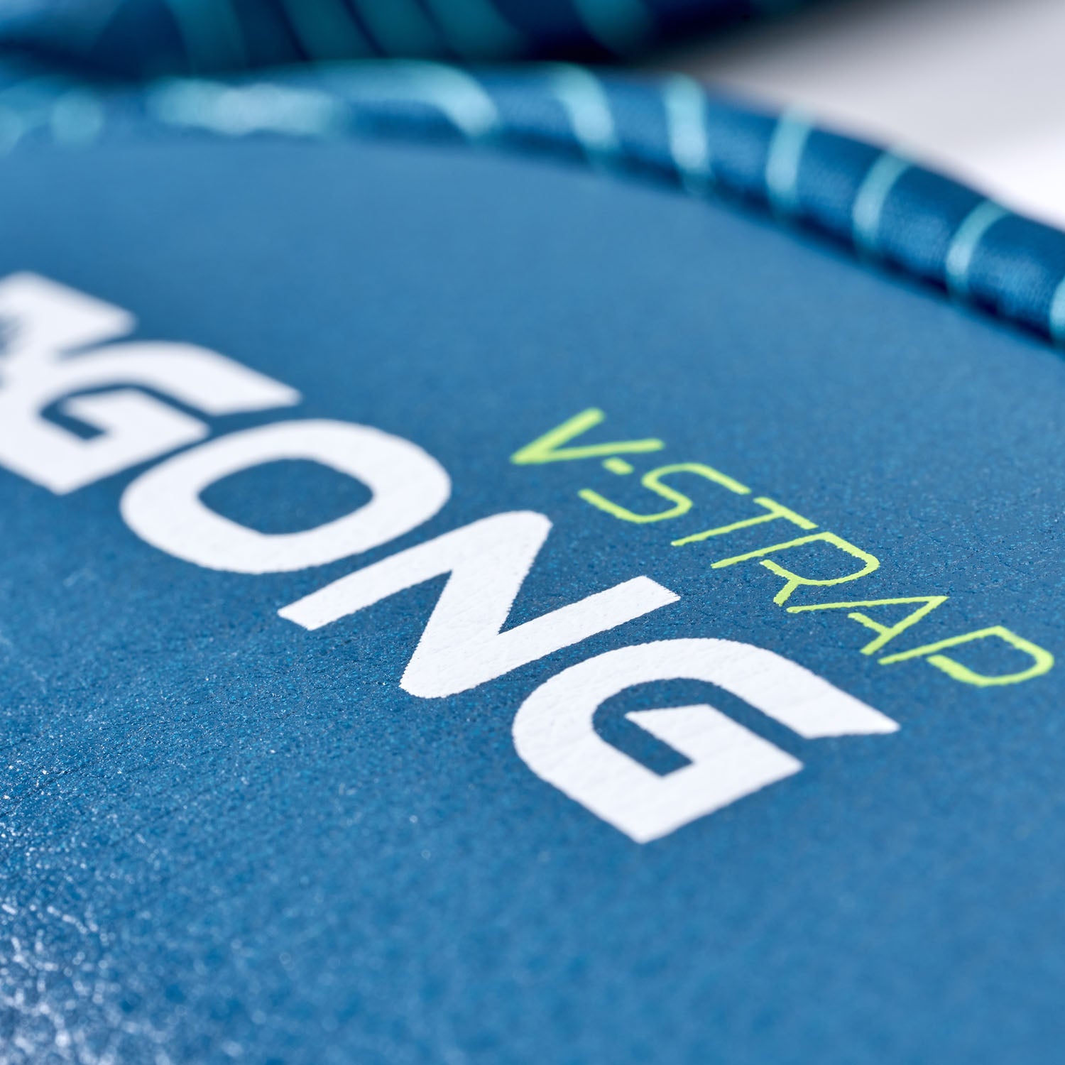 GONG | Front V-Footstrap Light