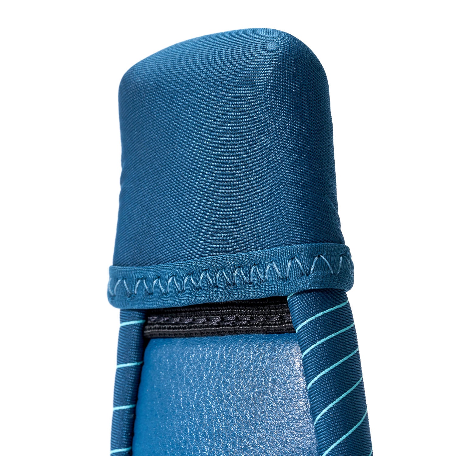 GONG | Front V-Footstrap Light