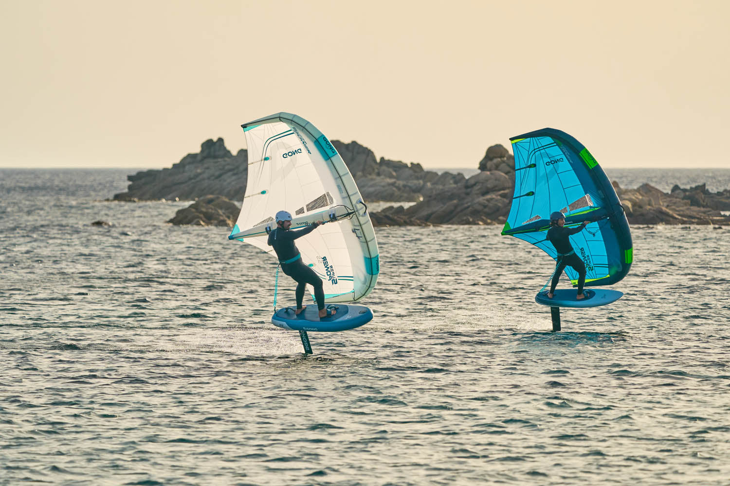 GEAR : EST-CE QU’UNE PLANCHE GONFLABLE COLLE À L'EAU ?