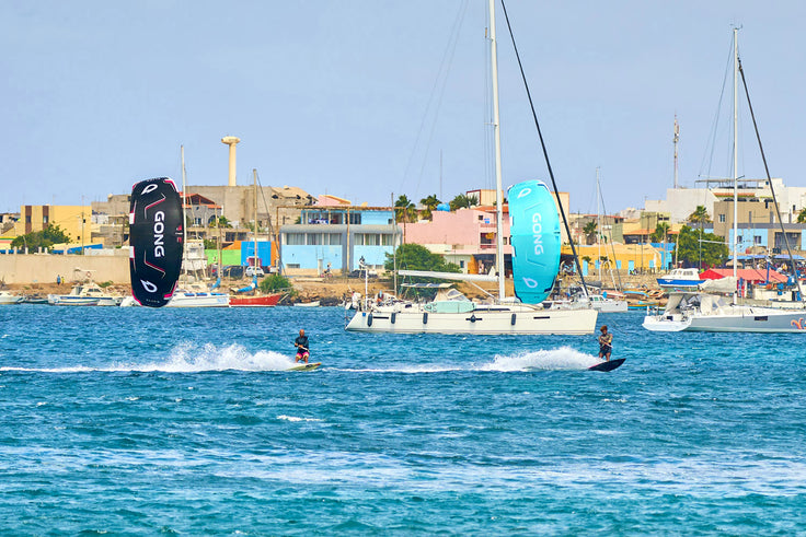 GEAR : CHOISIR UN KITE EN DACRON OU UPE ARAMID ?