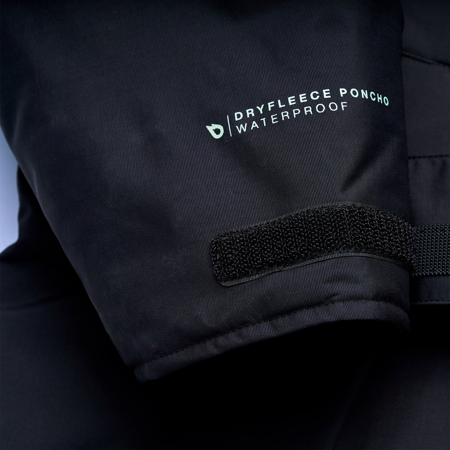 GONG | Waterproof Dryfleece Poncho