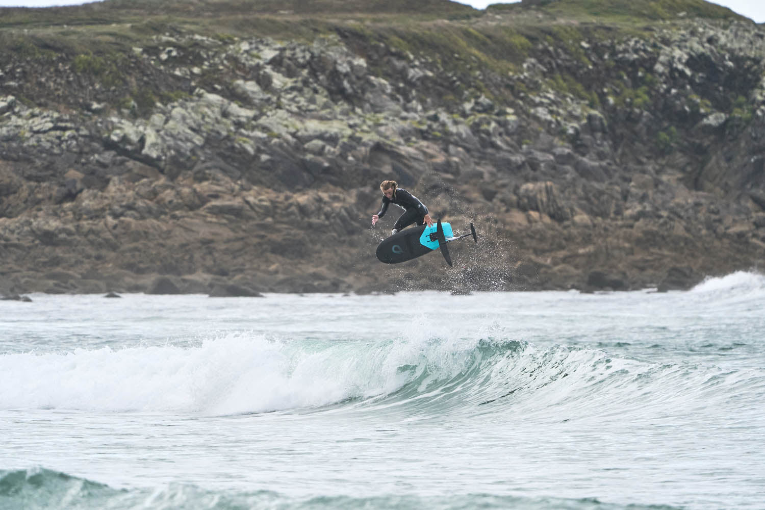 SESSION: SURF AND FLY WITH THE MATATA!