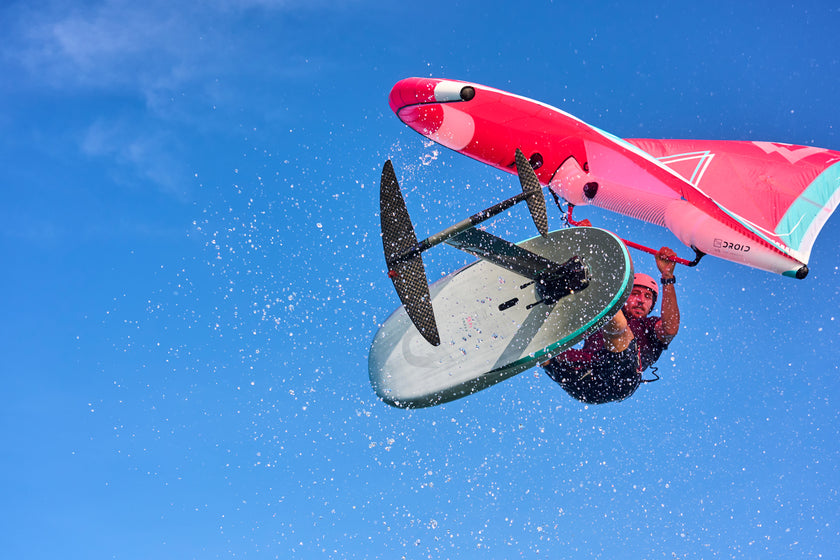 TECH HIGHLIGHT: CARBON TECHNOLOGY OF OUR TEAM SERIES AND PRO TEAM SERIES FRONT WINGS