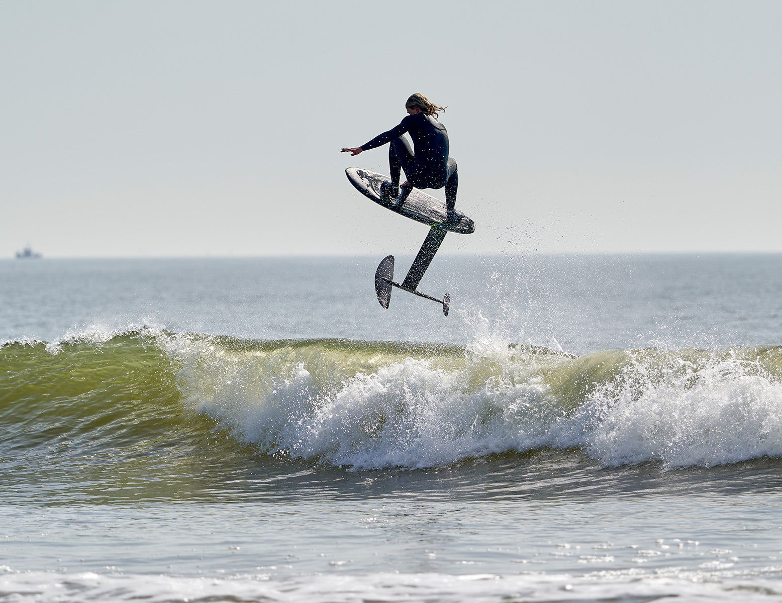 Strapless frontside air avec grab