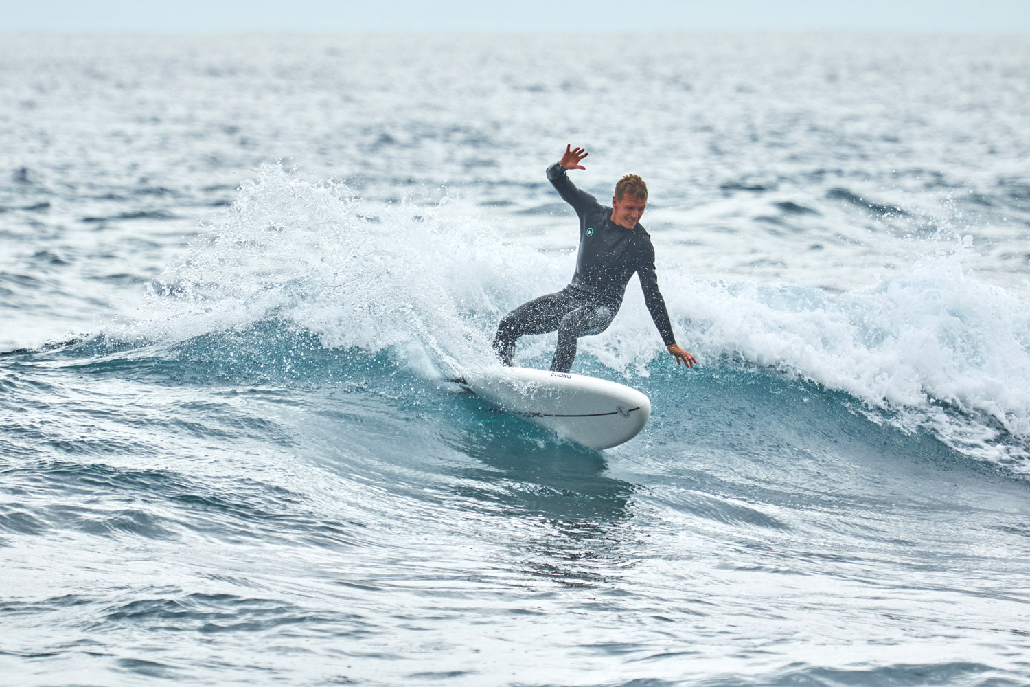 SESSION : PRENDRE DES VAGUES AVEC UNE BOARD GONFLABLE !