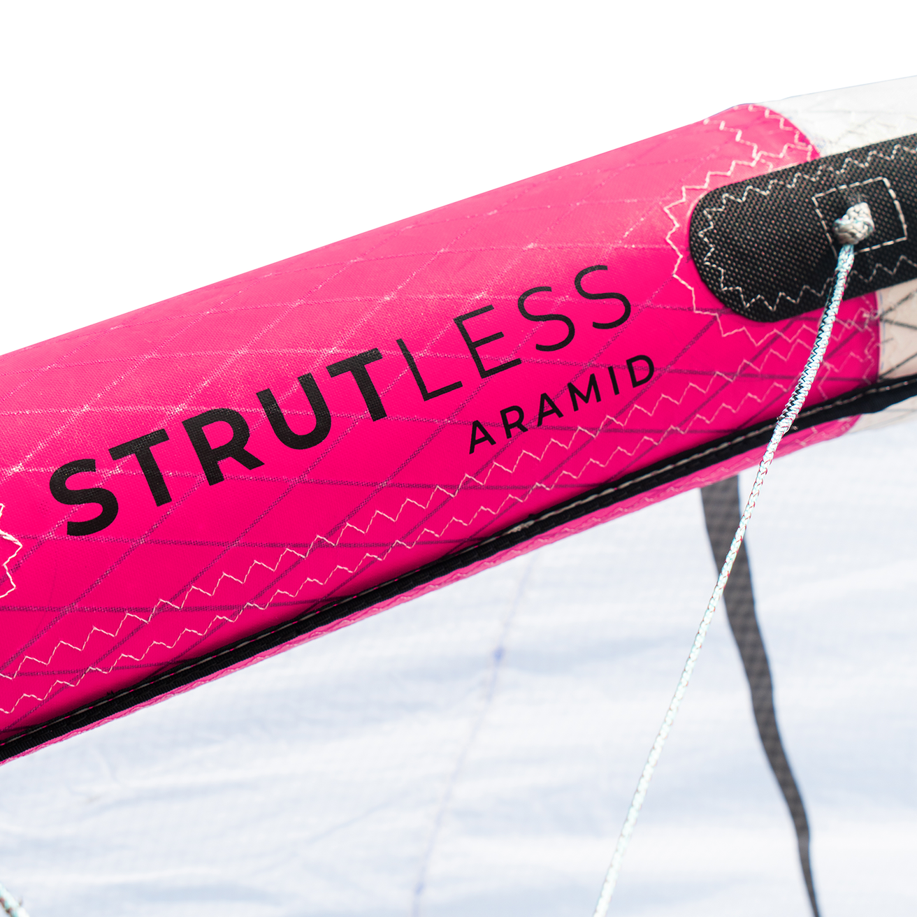 GONG | Kite Strutless Aramid Team Series