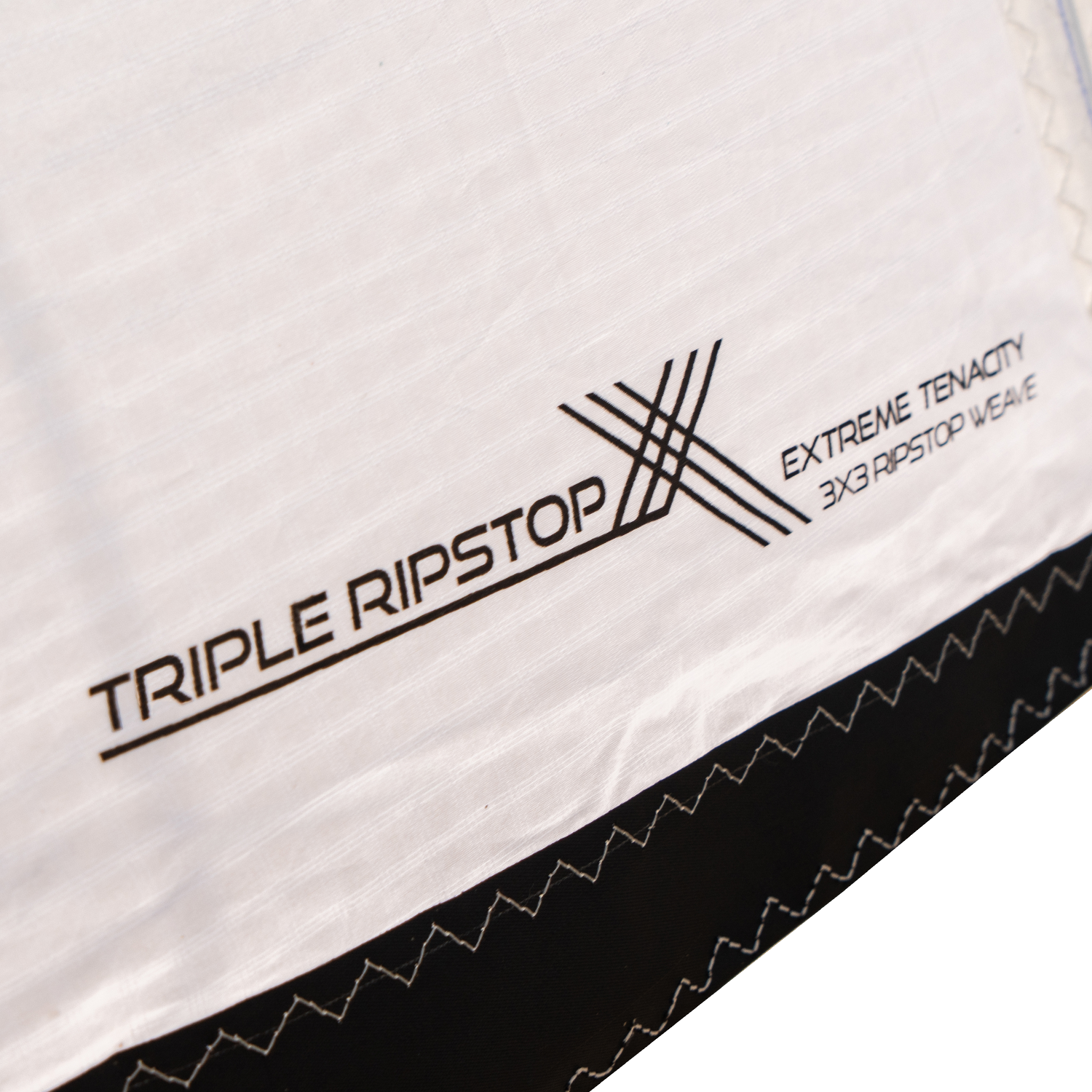 GONG | Kite Strutless Aramid Team Series