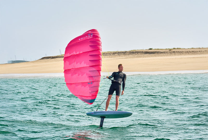 Aile de Kitesurf Naish Nvision Pivot 2026, Aluula : achat & prix | Zeph Control Aile de Kitesurf Naish Nvision Pivot 2026, Aluula : achat & prix | Zeph Control