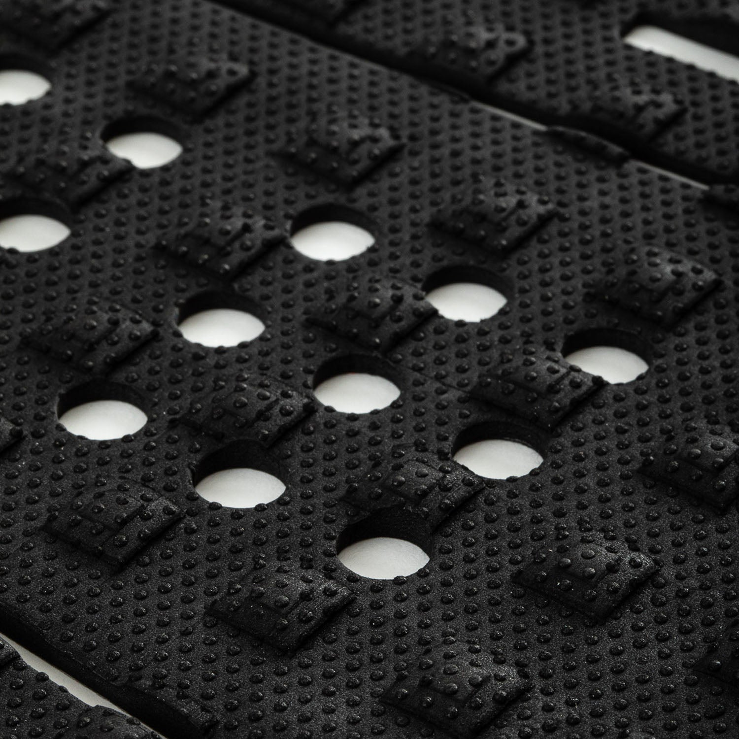 Creatures Of Leisure | Tail Pad Reliance III Cord