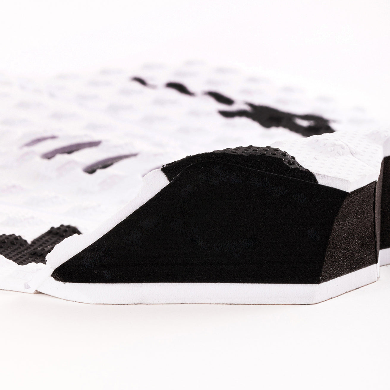 Creatures | Tail Pad Mick Eugene Fanning Lite