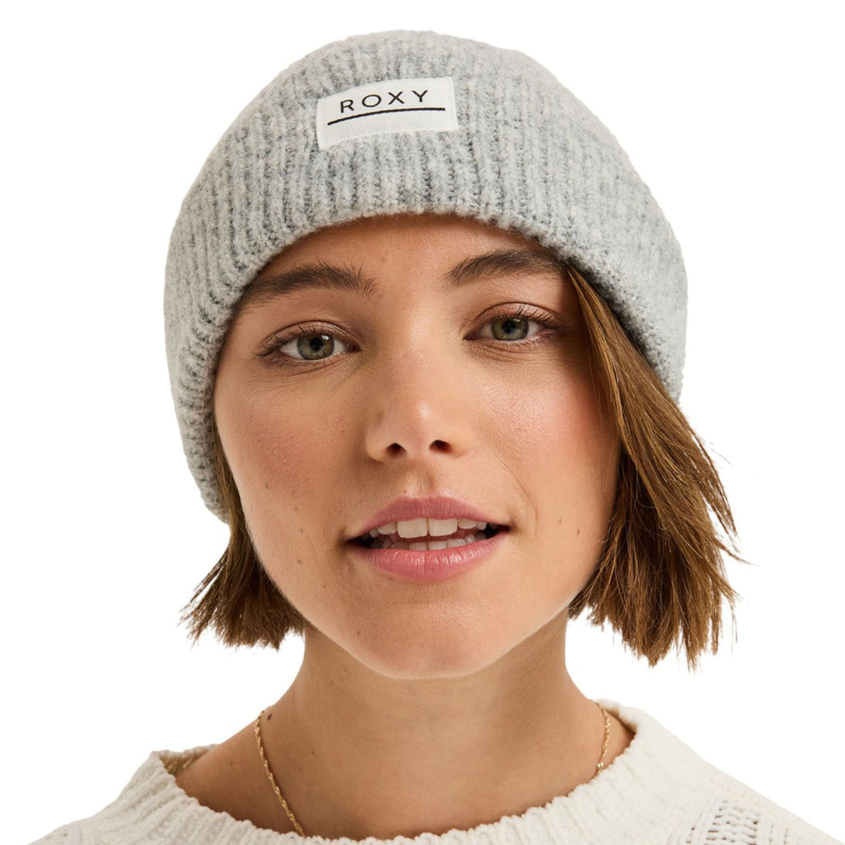 Roxy | Bonnet Wind Effect
