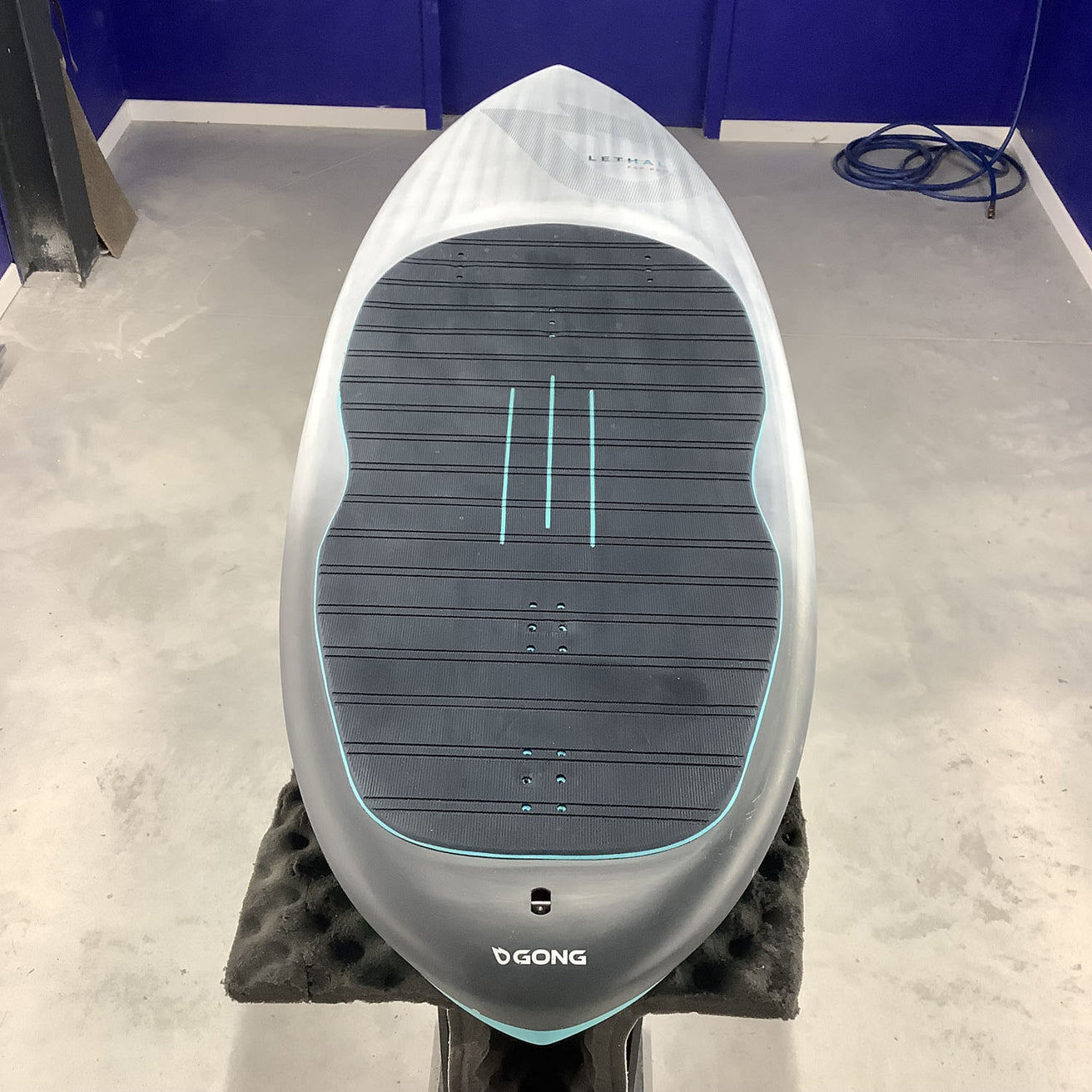 GONG Wing Foil Board Lethal FSP Pro 4'10 Occasion 11619