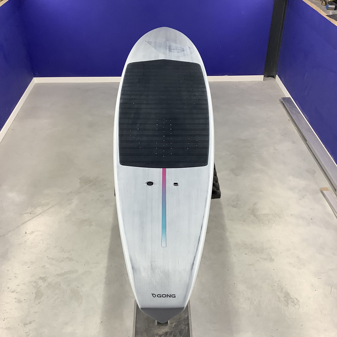SUP Foil Board NOTW EPS Pro - 8'3 Second Hand 12019