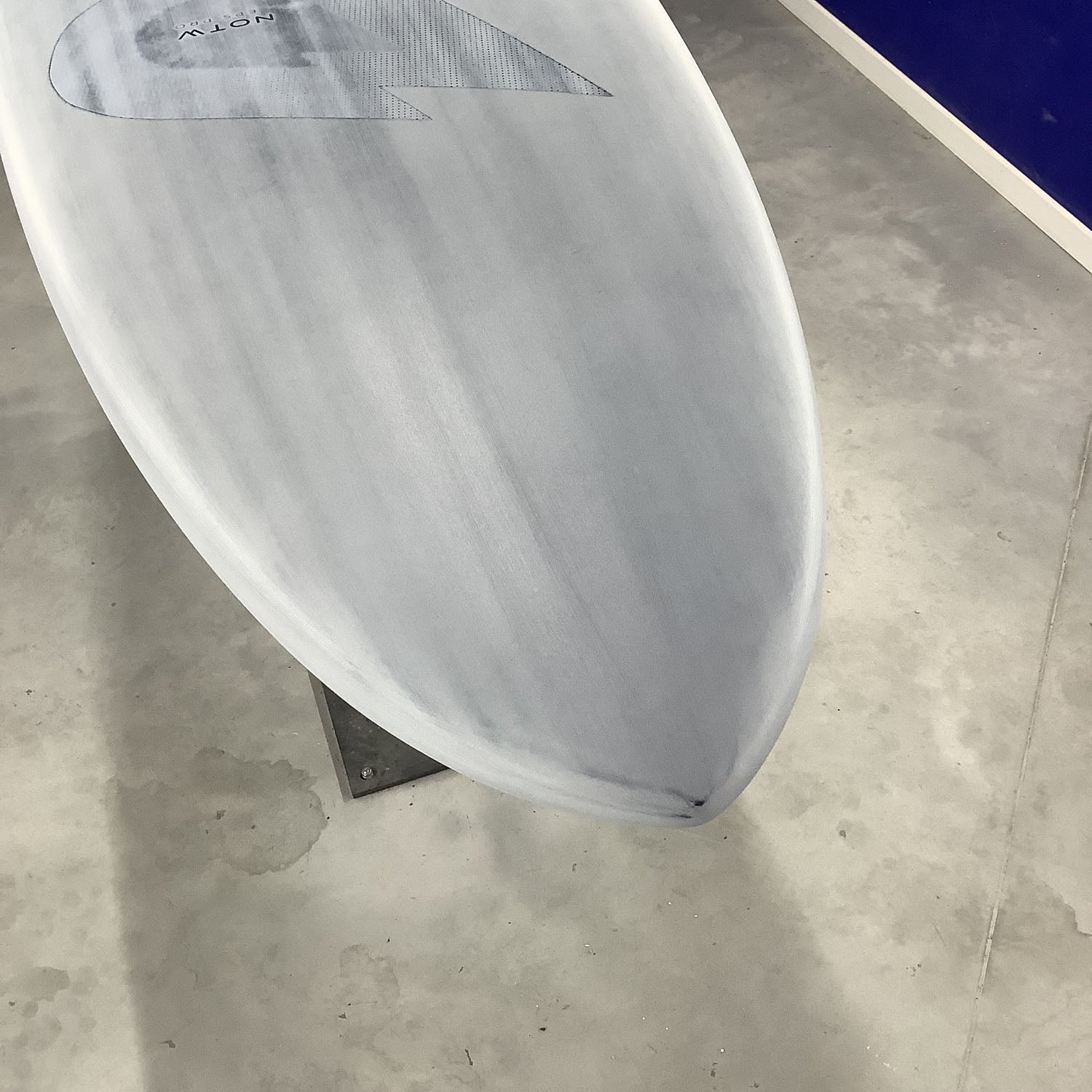 SUP Foil Board NOTW EPS Pro - 8'3 Second Hand 12019