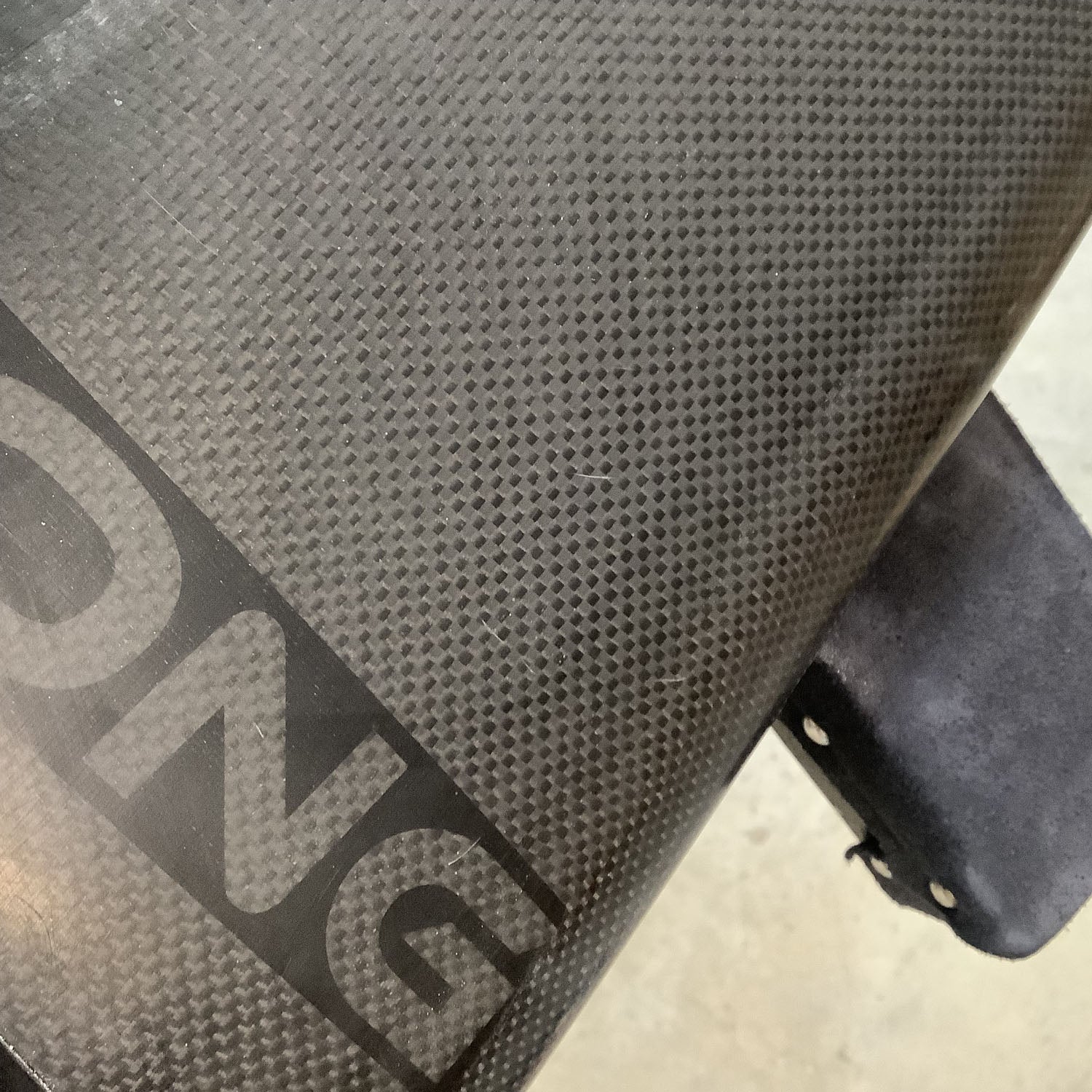 Factory Surf Atomic Full Carbon 5'10 Occasion 13086