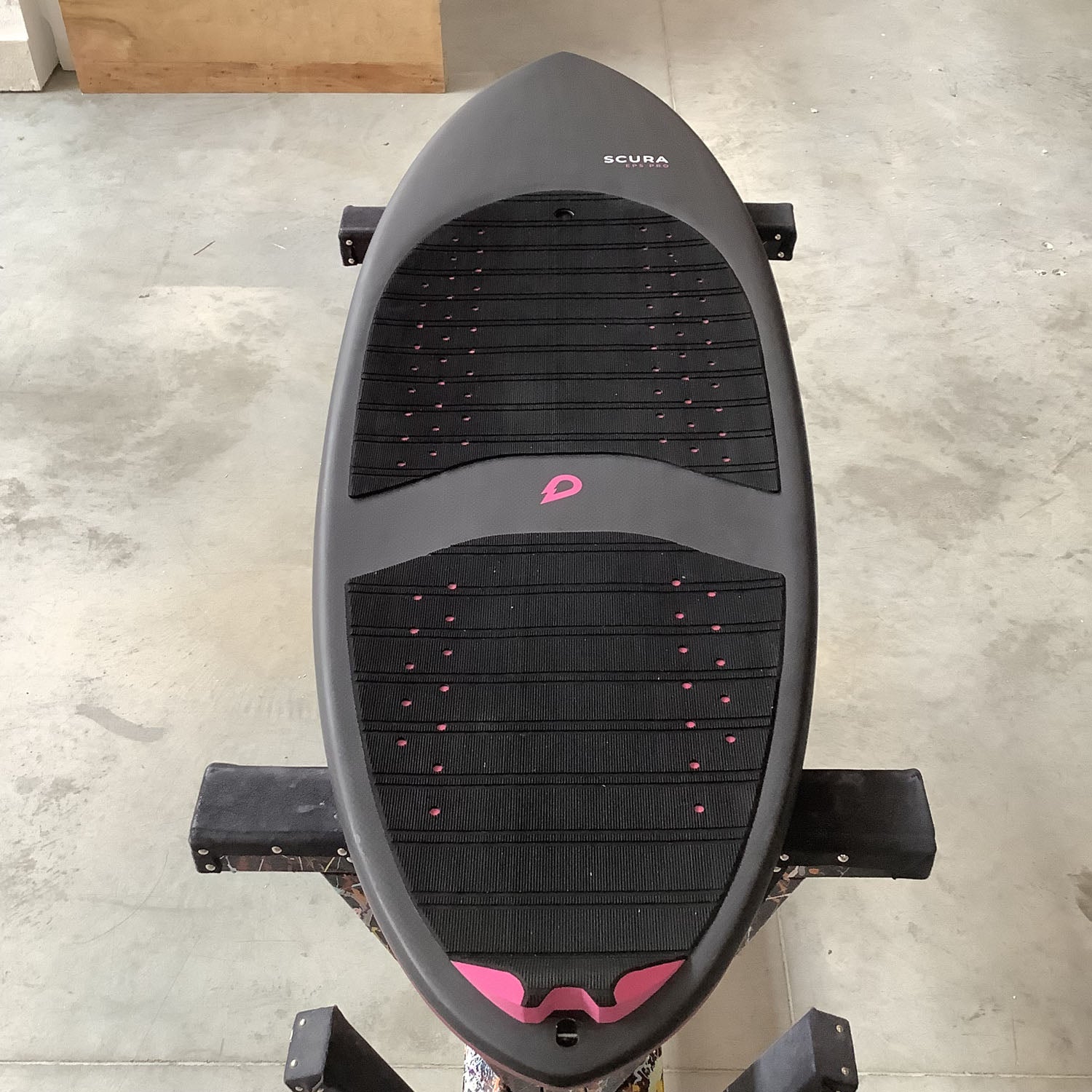 Surf Foil Board Scura EPS Pro - EPS PRO 4'10 / Pink Second Hand 14973