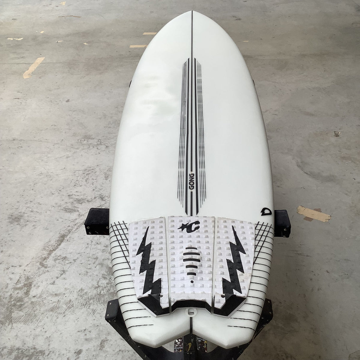 Surf Batmob EPS - EPS 6'10 / White Occasion 15390