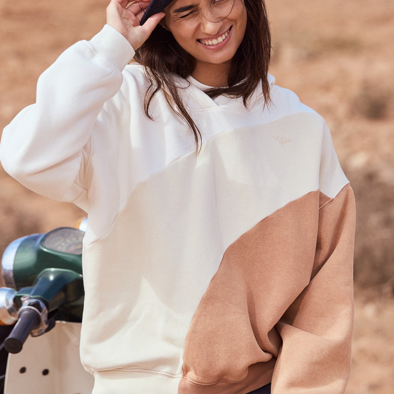 Roxy | Waving Heart Hoodie