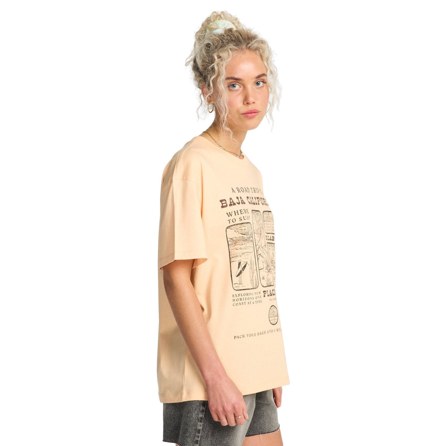 Billabong | Women Flying To The Moon T-Shirt Short Sleeves