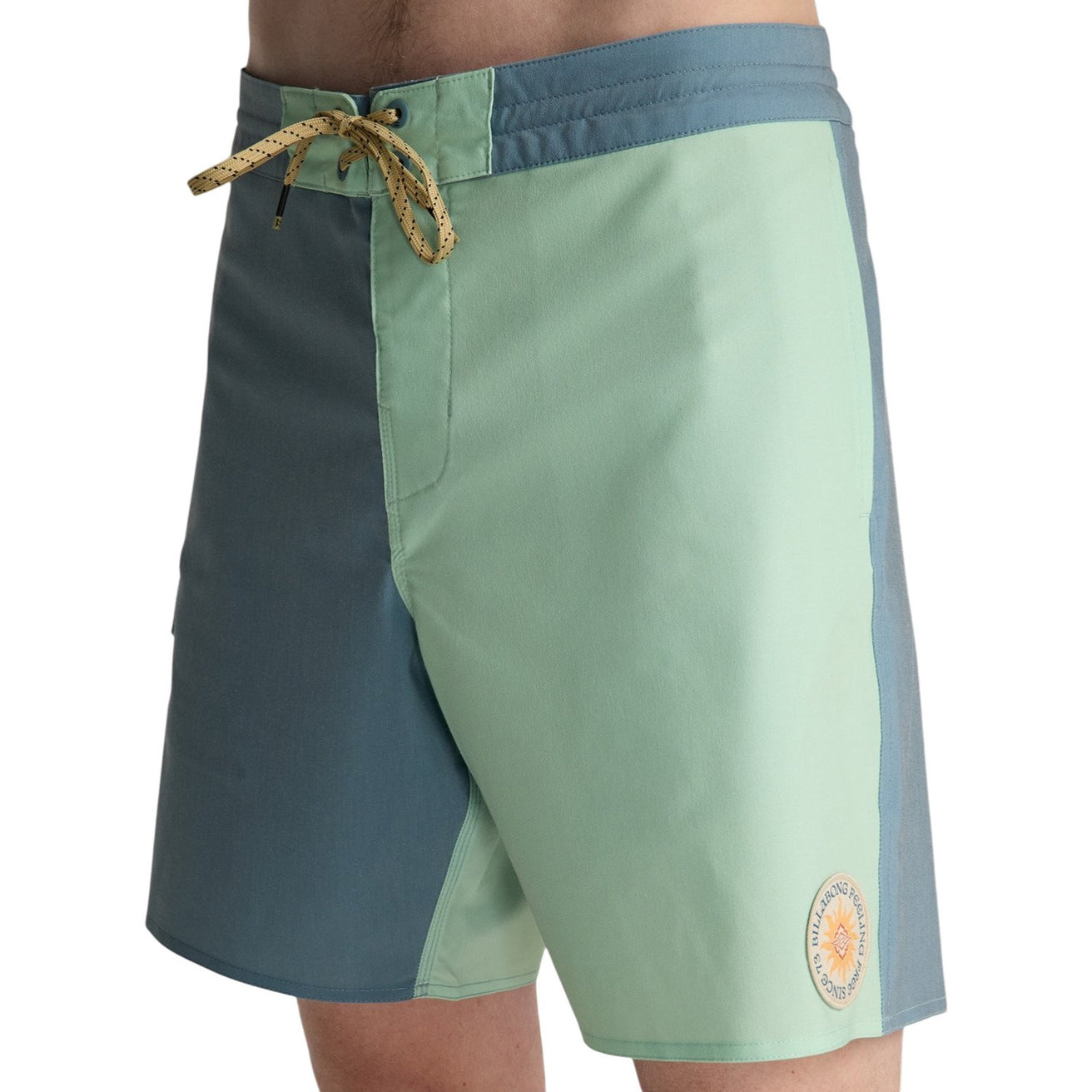 Billabong | Men Ventura Low Tide Boardshort