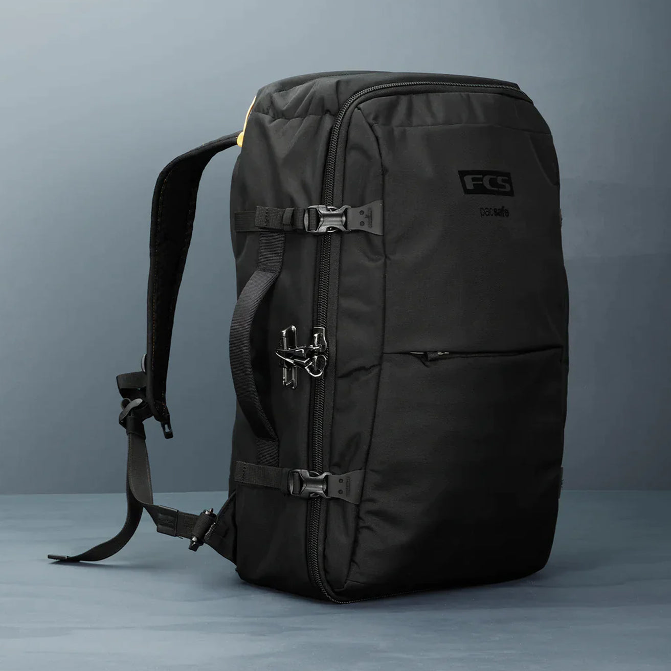 FCS | X Pacsafe Mission Gen II 40L