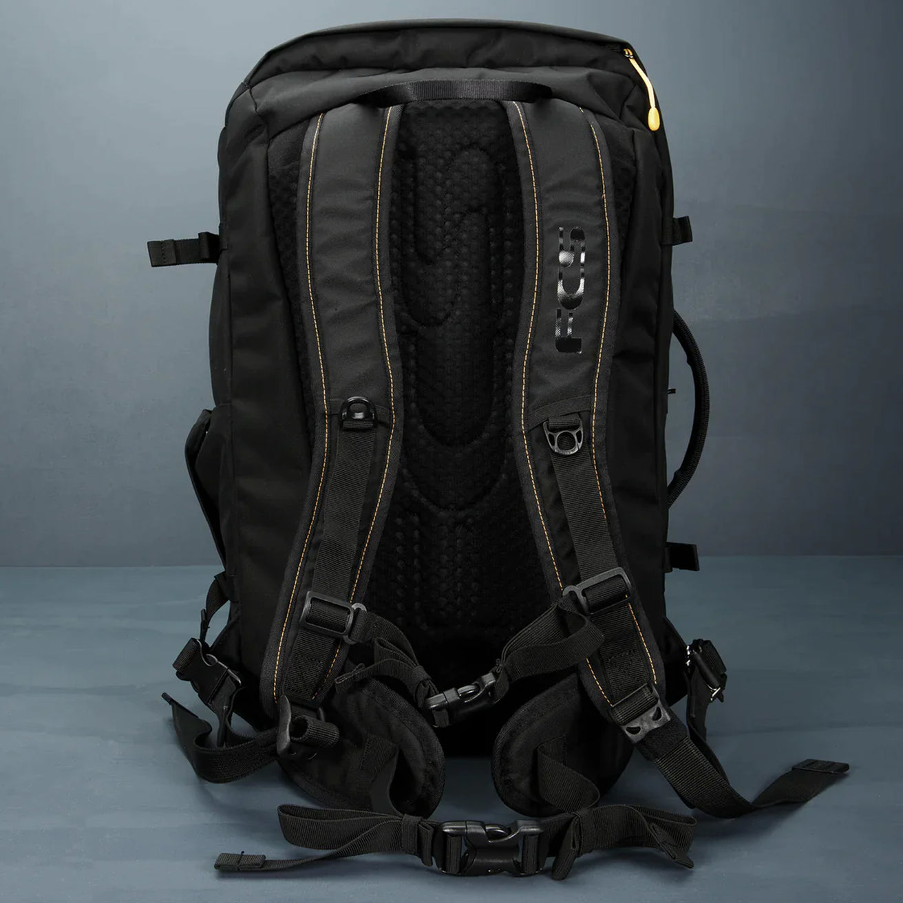 FCS | X Pacsafe Mission Gen II 40L
