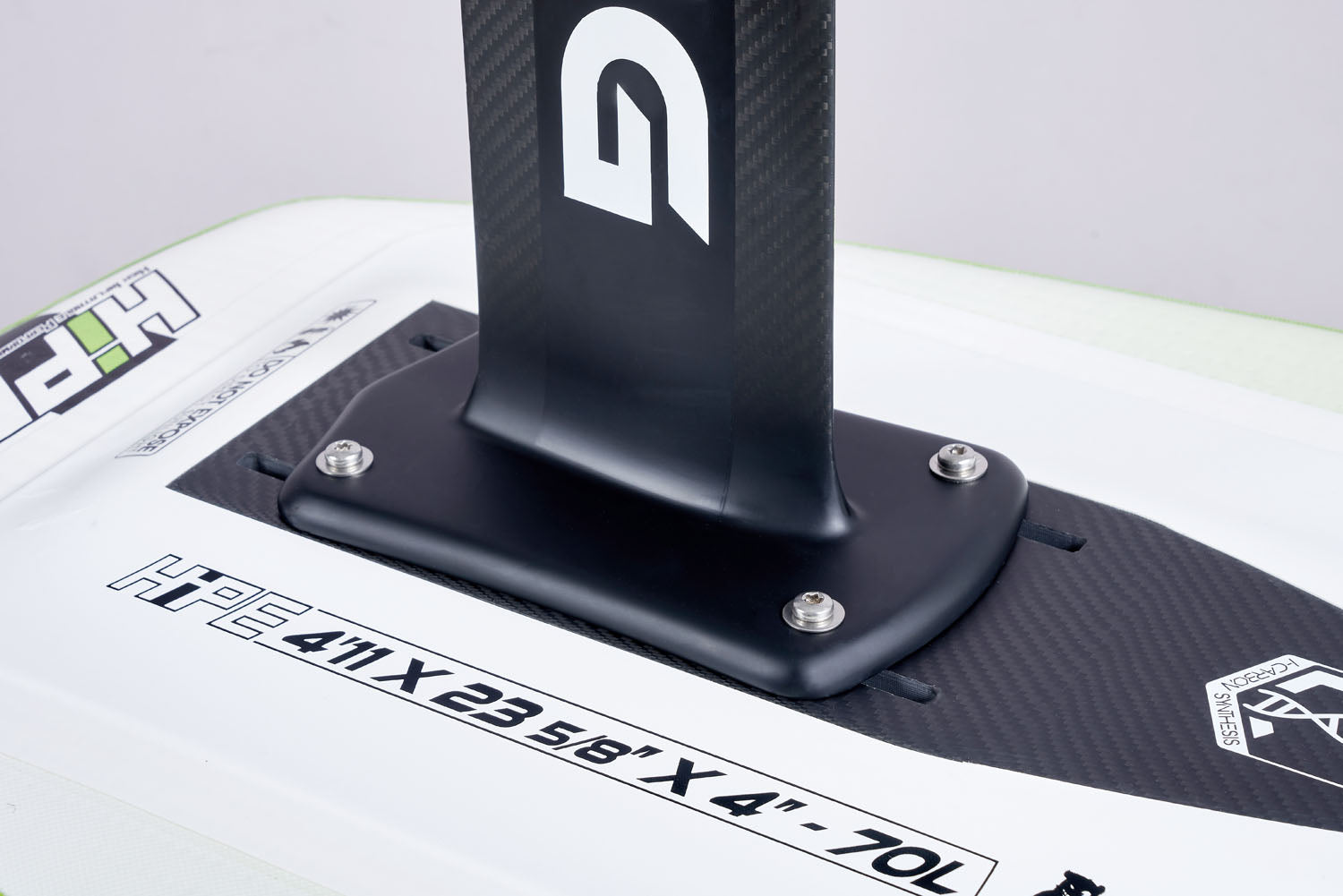 GONG | Foil Screw With Square For HIPE Cruzader (Carbon Mast V2/V3/HM)